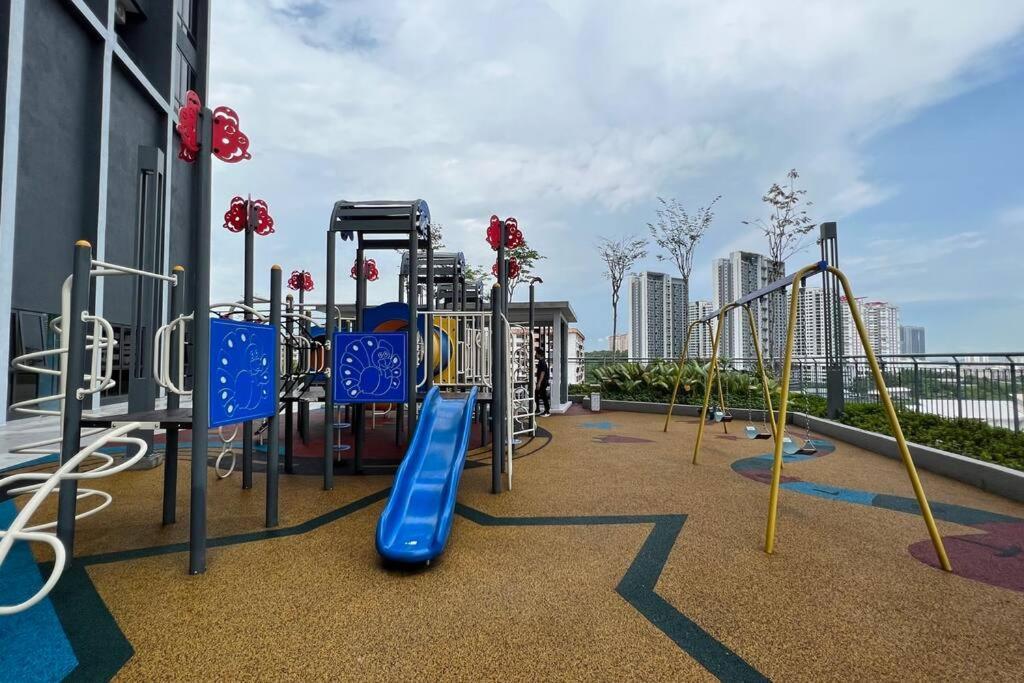 Cozy Aera Residence / Free Wi-Fi Netflix / Sunway Petaling Jaya Buitenkant foto